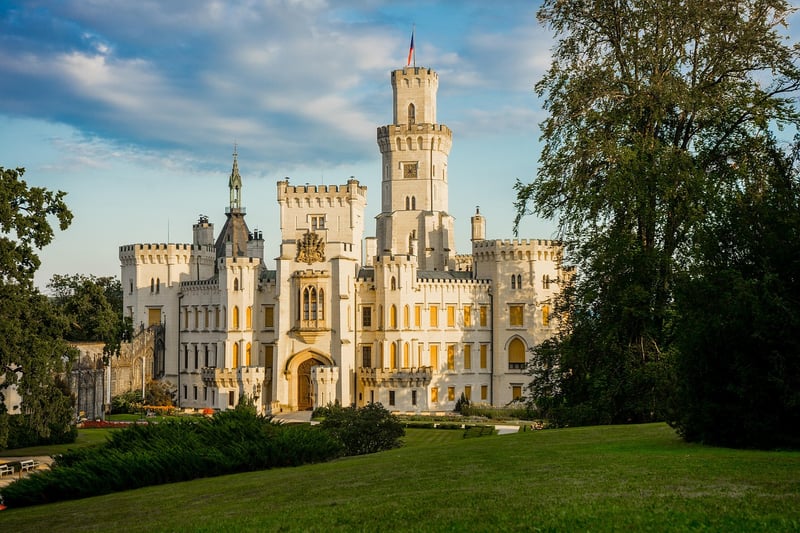 Fairy-Tale Wedding Spots